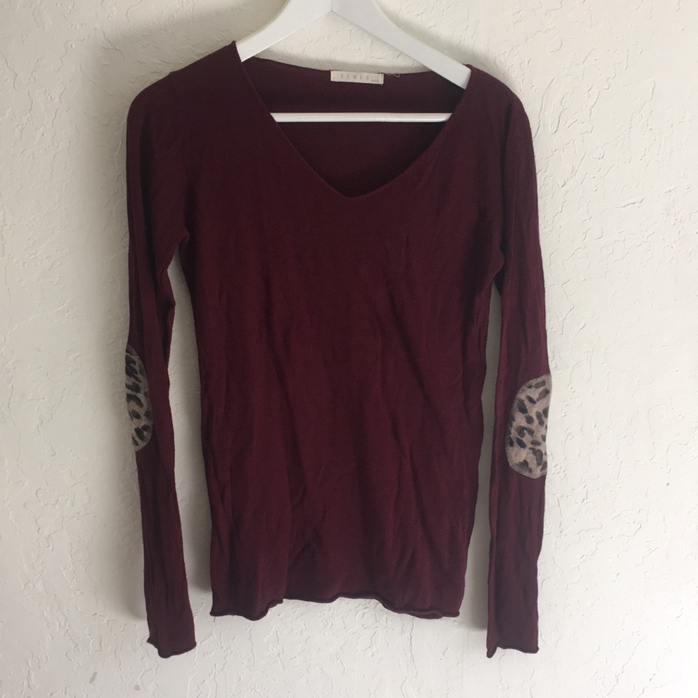 Burgundy fine v-neck sweater